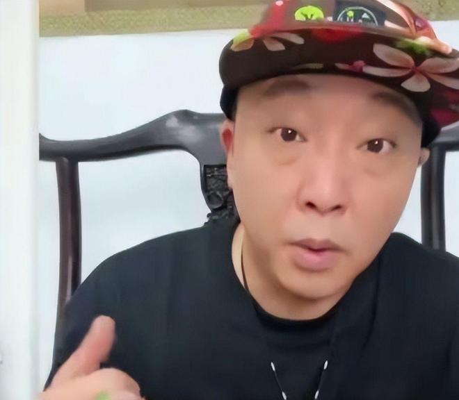 柴怼怼怂了跟于东来称兄道弟恳求撤诉电子pg游戏人民网为胖东来撑腰后(图10)