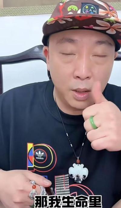 柴怼怼怂了跟于东来称兄道弟恳求撤诉电子pg游戏人民网为胖东来撑腰后(图17)