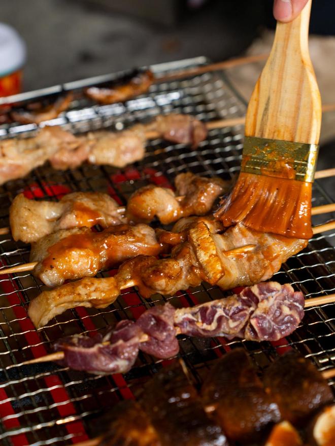 味本地人都习以为常游客看来十分怪异pg模拟器广西夜市中最具特色的美(图15) 味本地人都习以为常游客看来十分怪异pg模拟器广西夜市中最具特色的美(图15)